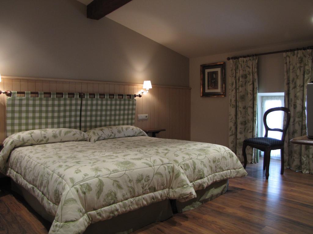 Hostal Beti-Jai Aoiz Pokój zdjęcie
