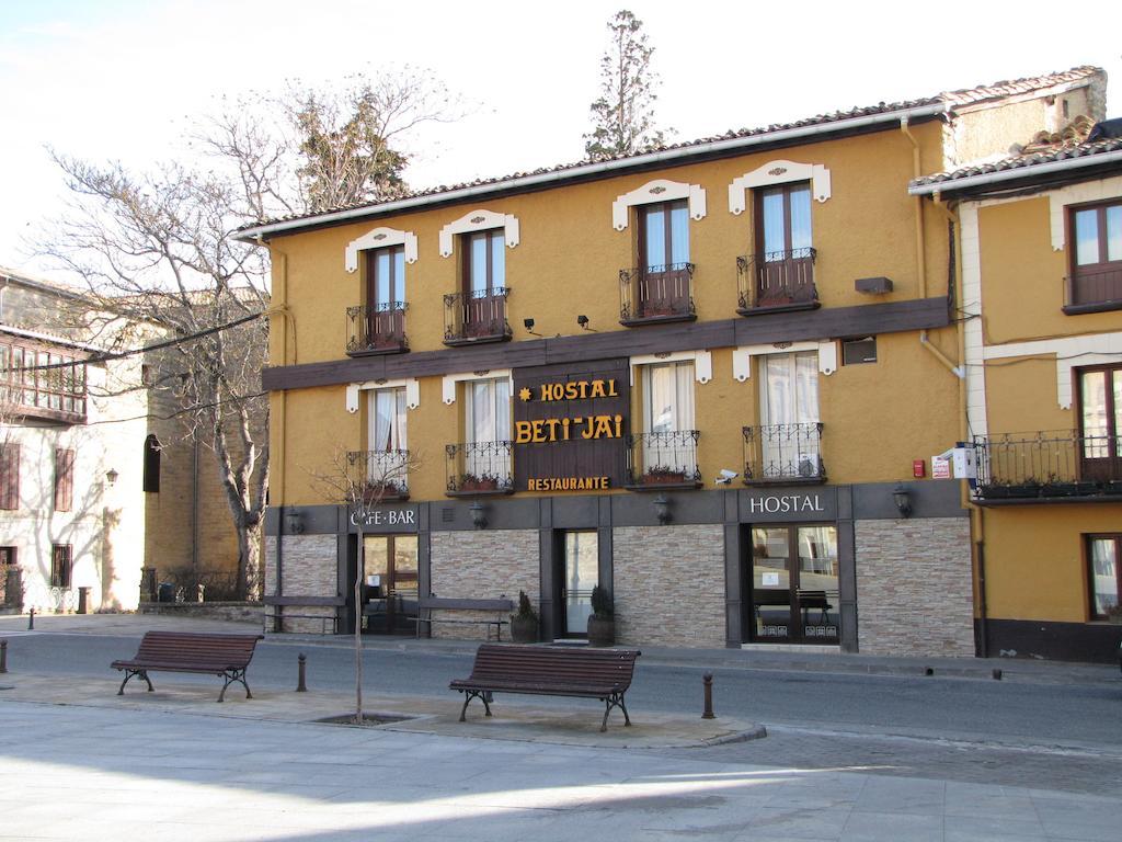 Hostal Beti-Jai Aoiz Zewnętrze zdjęcie