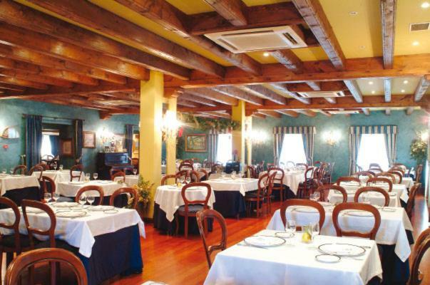 Hostal Beti-Jai Aoiz Zewnętrze zdjęcie